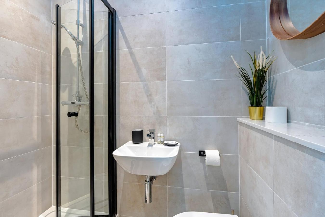 Balloon Residence: Modern Serviced Accomodation Bristol Dış mekan fotoğraf